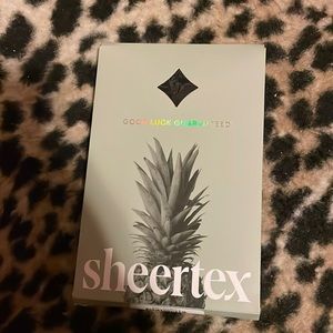 Sheertex Classic Sheet Rip-Resistant Tights in Small